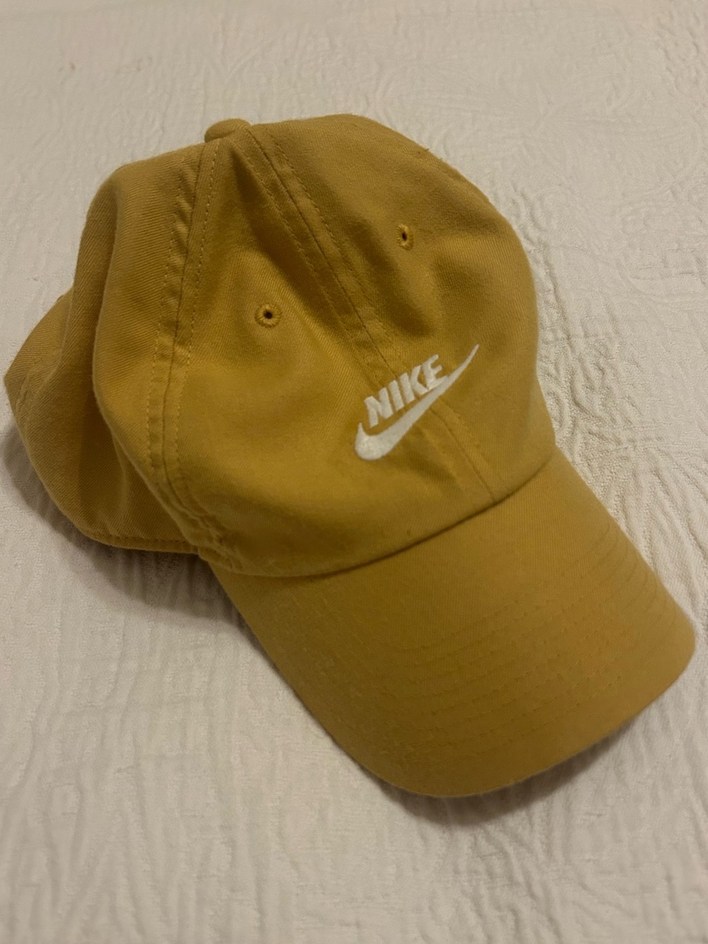 Nike Yellow Heritage86 Adjustable Cap